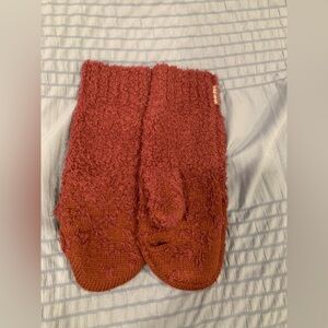 Lululemon Athletica Burgundy Fuzzy Mittens